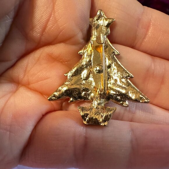 Vintage Rhinestone Christmas Tree Brooch Red Green Clear Crystal Holiday Pin Gol - Picture 3 of 4